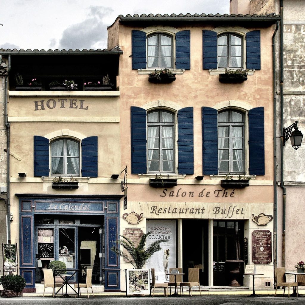 Uso correcto de los servicios de un hotel